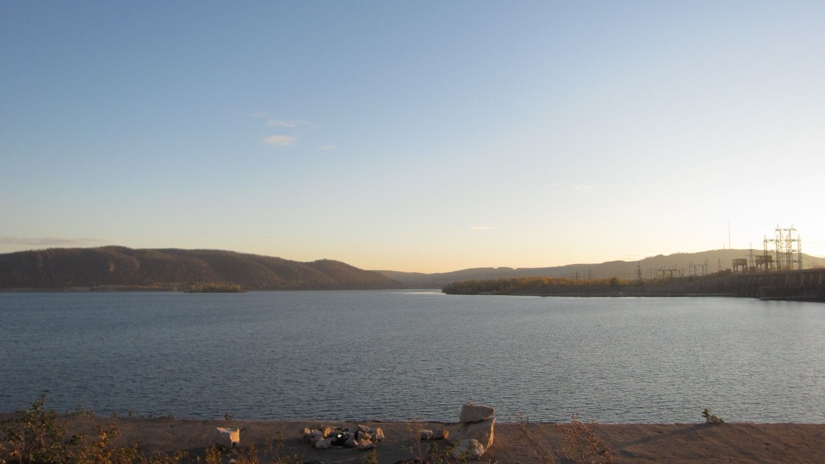 The 5 Largest Man-Made Lakes